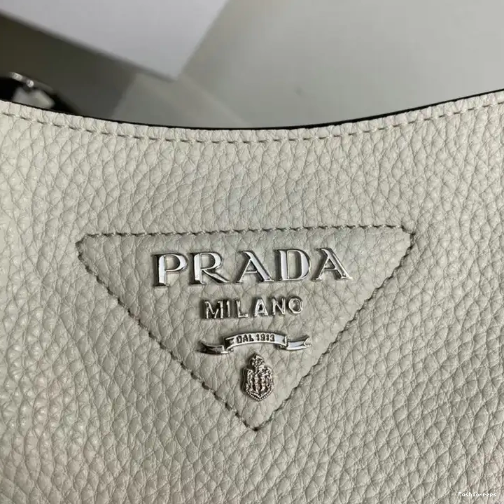 Fashionrepsfam ru Bag 2205YA0046 Prada 0717